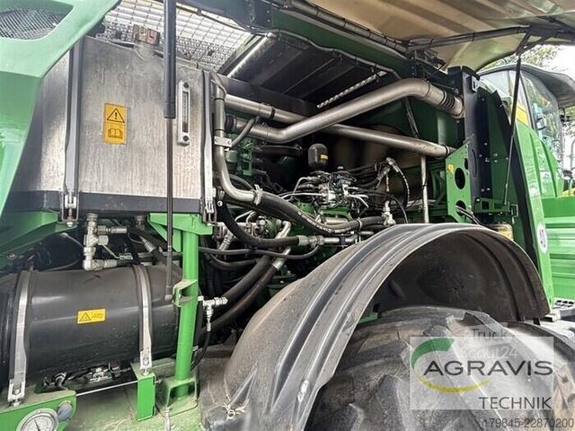 Silppuri John Deere 8800I Allrad + Kemper 490 Plus + Pickup 639