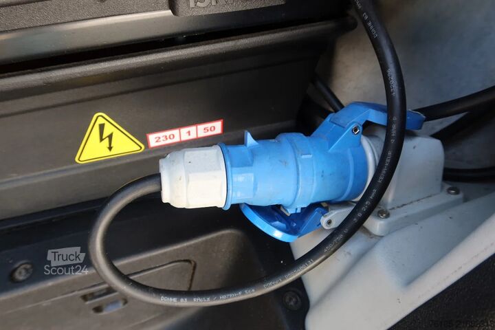 Furgoneta frigorífica Iveco Daily 35S16 Hi Matic l2/H2 Koel/vries verwarmen...