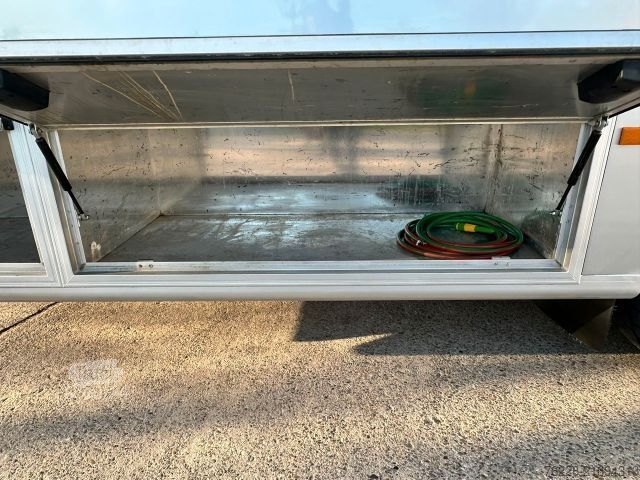 Veewagen MERCEDES-BENZ Pferdetransporter