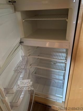 Veewagen MERCEDES-BENZ Pferdetransporter