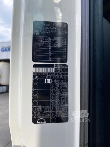 Standard-SZM MAN TGX 18.470 / 2x Tank / Retarder / Euro 6