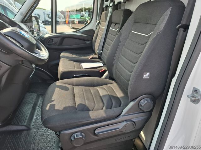 Furgão fechado IVECO 35S16A8/P, LBW, Luft, HiMatic, Klima, RFK,