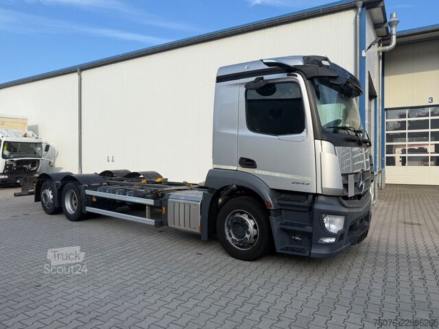 Felépítménycserélő teherautó MERCEDES-BENZ MB 2543 LNR 6x2/4 Kamera Standheizung