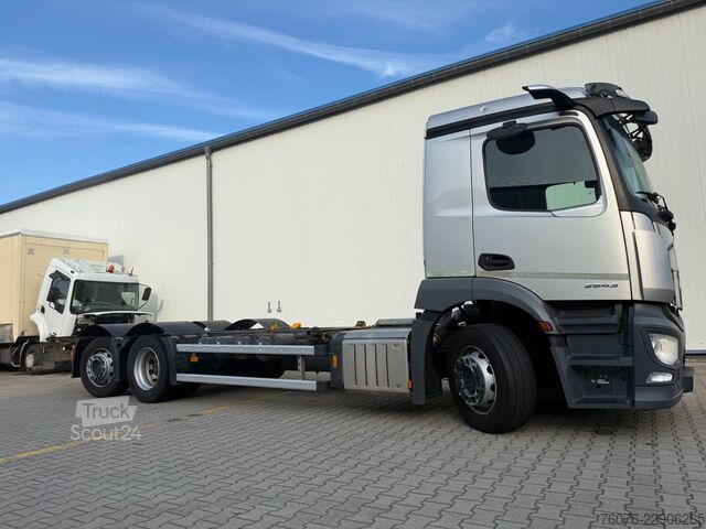 Felépítménycserélő teherautó MERCEDES-BENZ MB 2543 LNR 6x2/4 Kamera Standheizung