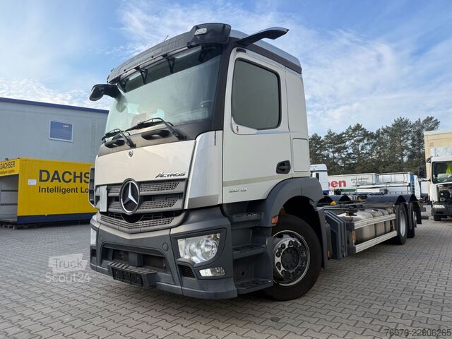 Felépítménycserélő teherautó MERCEDES-BENZ MB 2543 LNR 6x2/4 Kamera Standheizung