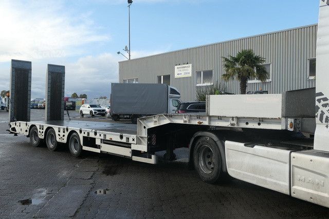 Tieflader-Sattelauflieger Vega VEGA, 3-Achser, Hydr. Rampen, Verzinkt, Gelenkt