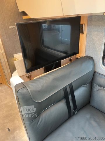 Autorulotă semi-integrată HYMER/ERIBA B-Klasse ML T BlackLine 780 *Edition BlackLine*