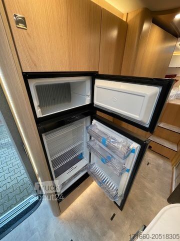 Half-integraal camper HYMER/ERIBA B-Klasse ML T BlackLine 780 *Edition BlackLine*