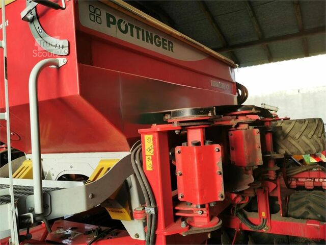 Semeadora combinada Pöttinger Terrasem C4