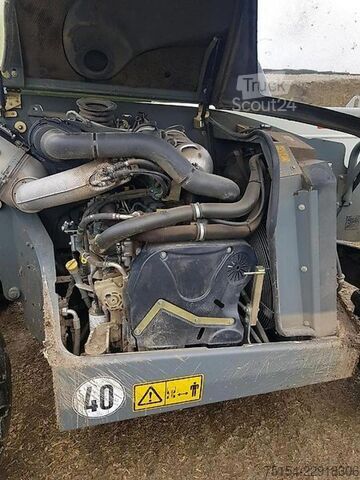  CLAAS Scorpion 7050