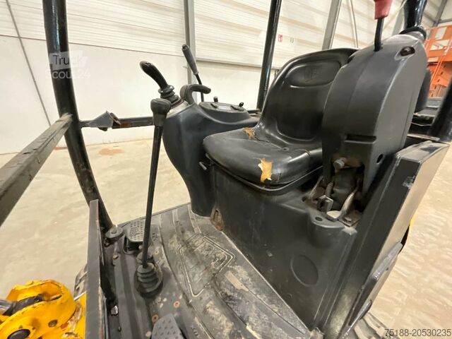 Mini ekskavatorius JCB 8018