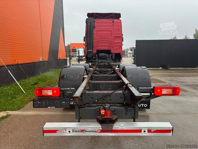 Şasi kabin Volvo FH 650 6x4 CHASSIS L=8022 mm