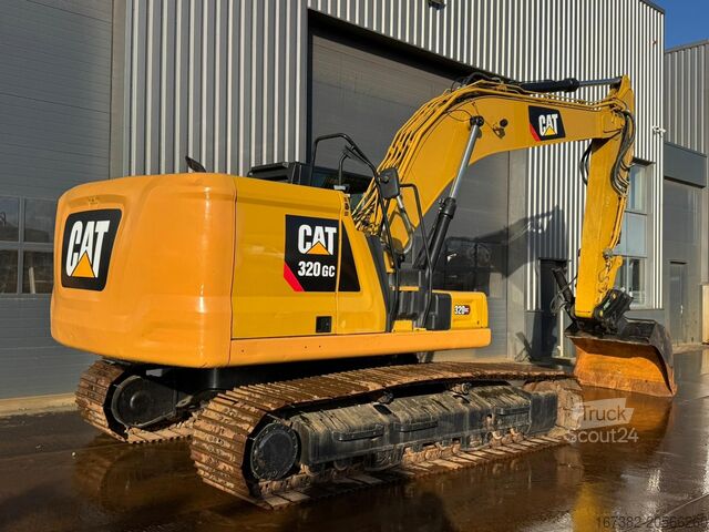 Экскаватор Caterpillar 320GC