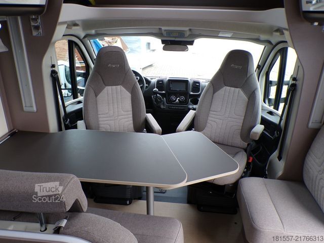 Autocaravana semi-integrada BÜRSTNER Lyseo TD 690 G Harmony Line, Backofen, Navi