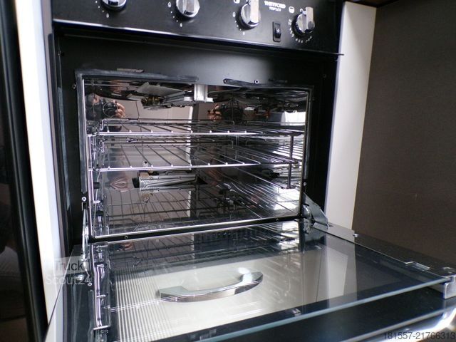Autocaravana semi-integrada BÜRSTNER Lyseo TD 690 G Harmony Line, Backofen, Navi