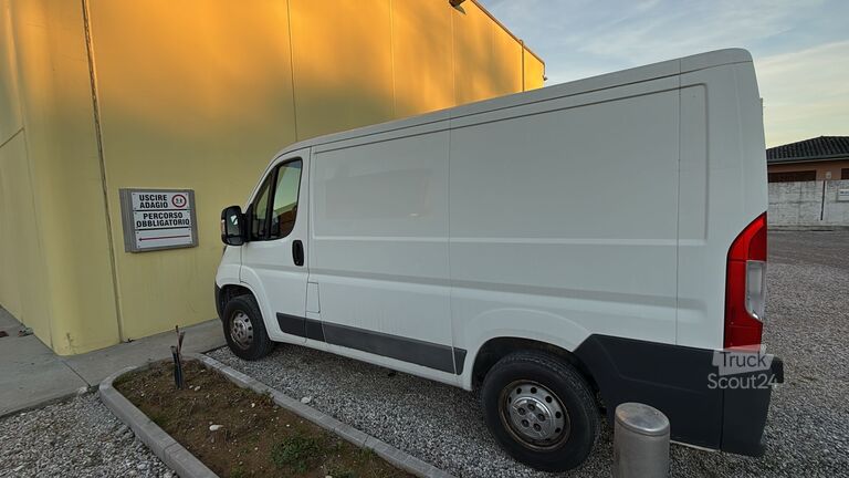 Peugeot Boxer 1997 Diesel Kastenwagen Peugeot Boxer passo medio