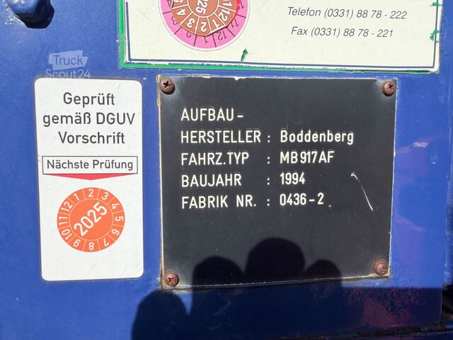 Tovornjaška dvižna delovna ploščad MERCEDES-BENZ 917 AF ALLRAD/4X4/Lichtmastwagen/Schlafkabine/