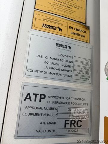Semirimorchio frigorifero SCHMITZ CARGOBULL SCB DOPPELSTOCK THERMOKING SLX 300