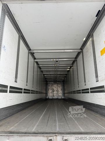 Semirimorchio frigorifero SCHMITZ CARGOBULL SCB DOPPELSTOCK THERMOKING SLX 300