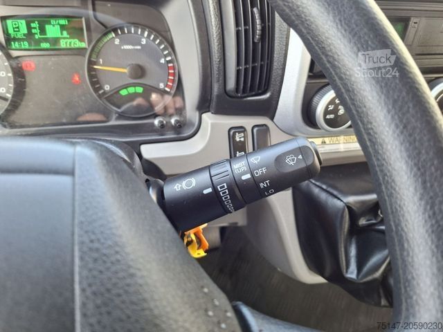 Tre-vejs tippevogn FUSO Canter 7C18 Meiller Kipper + Kran mit Greifer