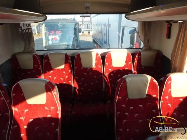 Távolsági autóbusz VDL Futura FHD2 139-460 63 Sitze EURO 5