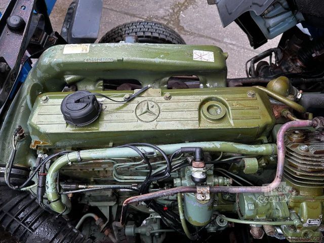 Automobilis ar plakanu platformu MERCEDES-BENZ SK 814 4X2 Platform Spring/Spring German truck