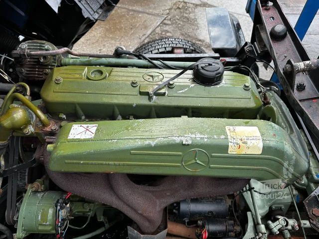 Automobilis ar plakanu platformu MERCEDES-BENZ SK 814 4X2 Platform Spring/Spring German truck