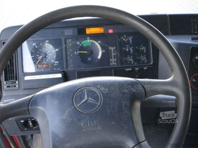 Platforminis sunkvežimis MERCEDES-BENZ Actros 2640 6x4 Pritsche Heckkran PK 27.000 Kran