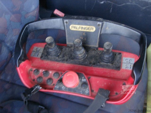 Platforminis sunkvežimis MERCEDES-BENZ Actros 2640 6x4 Pritsche Heckkran PK 27.000 Kran