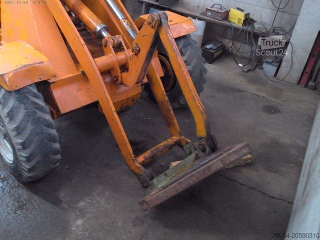 Kolesni nakladalnik WEIDEMANN 915 / Motor FARYMANN p