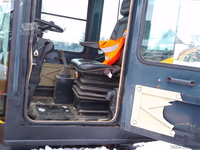 Kolesni nakladalnik ZL 12 F