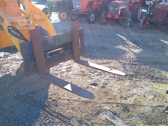 Carregadora de rodas  ZL 12 F