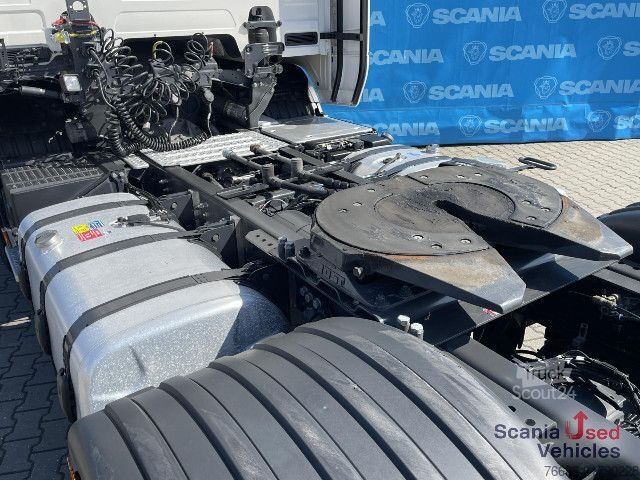 Standarta vilcējs Scania R 460 A4x2NA RETARDER PARK AIRCO HYDRO VECTO 3