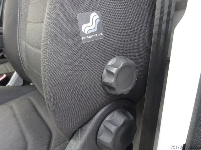 Furgon z wysokim dachem IVECO Daily Kasten 35 S 16A8 V AHK Kamera