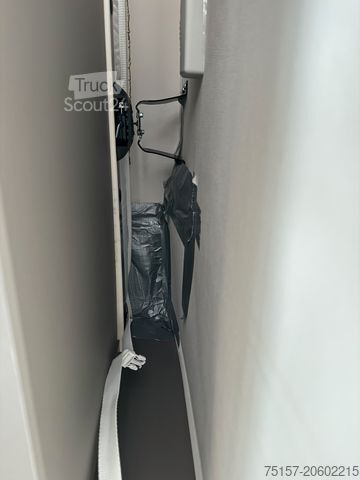 Half-integraal camper FIAT Wohnmobil LMC Tourer Lift H 630 Automatik