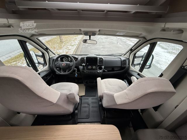 Half-integraal camper FIAT Wohnmobil LMC Tourer Lift H 630 Automatik