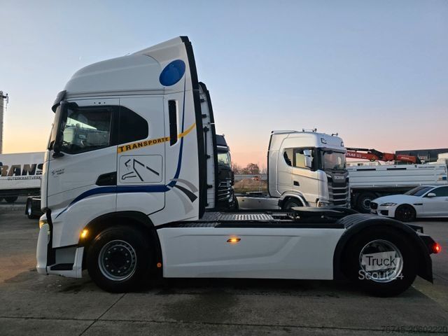 Standart çekici ünitesi IVECO S-WAY 480 * RETARDER * 2X TANK * ACC * TOP