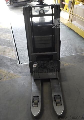 Truck Centrum Meerkerk B.V. Truck Centrum Meerkerk B.V. Truck Centrum Meerkerk B.V.