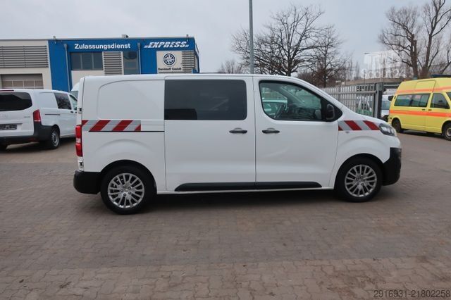 Kastenwagen OPEL Nr. 8 Vivaro / 1.Hand / DoKa / AHK / Klima /Navi