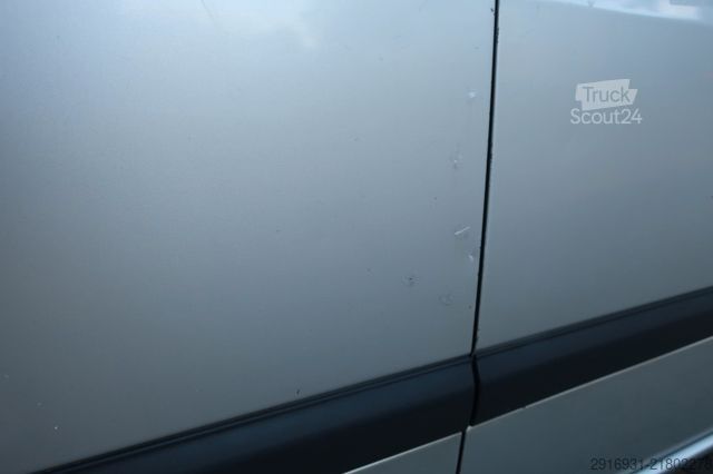 Ploščati dostavnik MERCEDES-BENZ Vito111 CDI lang/ Werkstatt / SHZ / Klima FN:247