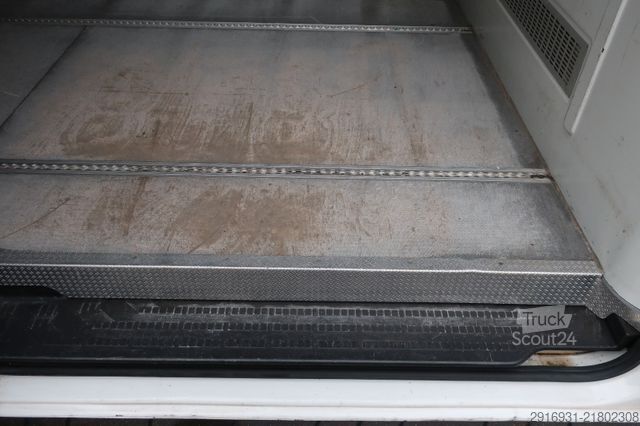 Šaldytuvo kėbulo furgonas MAN TGE 3.180 1.Hand / Kühlkastenwagen Maxi / FN:166