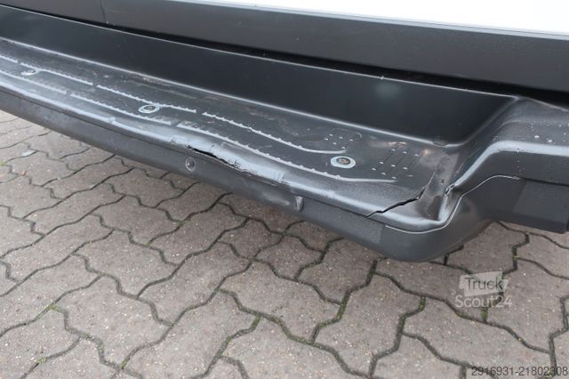 Šaldytuvo kėbulo furgonas MAN TGE 3.180 1.Hand / Kühlkastenwagen Maxi / FN:166