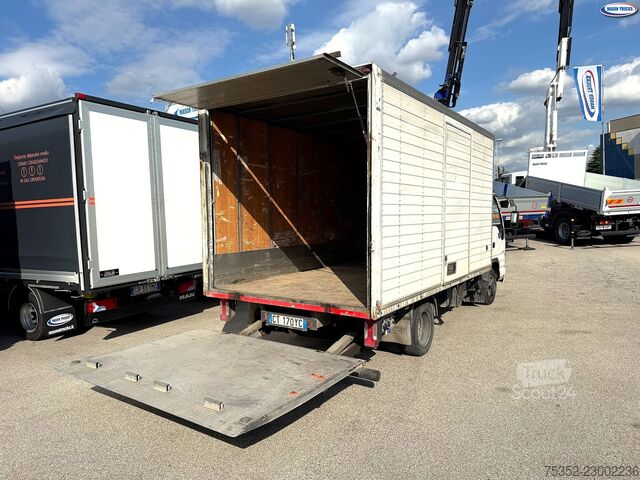 Dobozos furgon Isuzu P 35.04