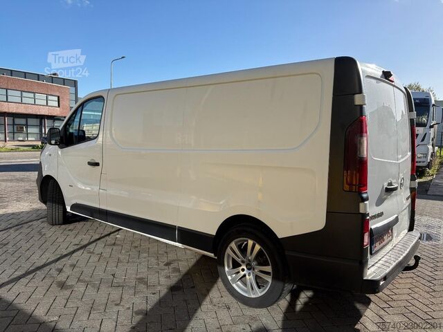 Opel Vivaro 1600 cm³ + 120 hv + EURO 5 + MANUAALI TR2096 Opel Vivaro 1600 cc + 120 PK + EURO 5 + MANUAL