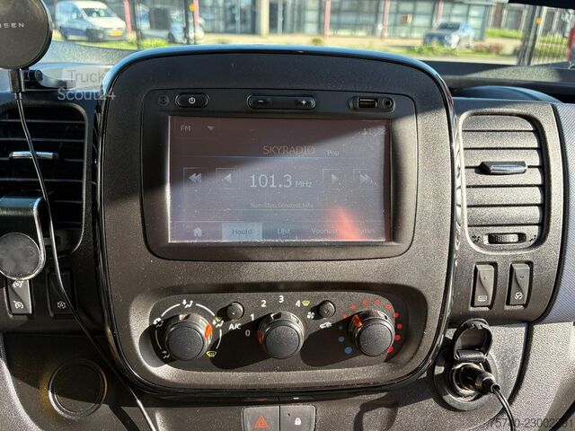 Opel Vivaro 1600 cm³ + 120 hv + EURO 5 + MANUAALI TR2096 Opel Vivaro 1600 cc + 120 PK + EURO 5 + MANUAL