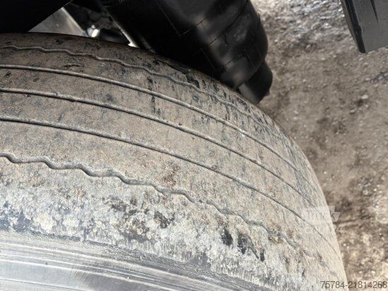 شبه مقطورة مبردة KRONE 3-ACHS BLUMENBREITE, THERMOKING SLX 300, DOPPELST, LIFT, MIETKAUF MGL.