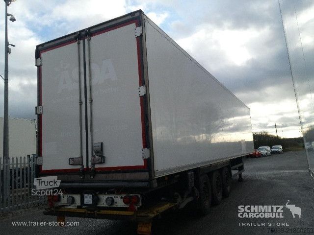Semiremorcă frigorifică Schmitz Cargobull Reefer Multitemp Taillift