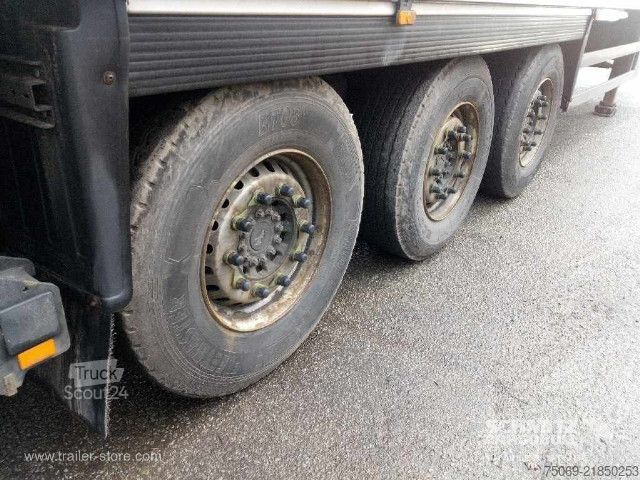 Semiremorcă frigorifică Schmitz Cargobull Reefer Multitemp Taillift