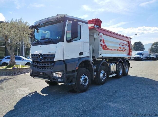 Billenő teherautó MERCEDES - VEICOLI Arocs 4148 K 8x4/4