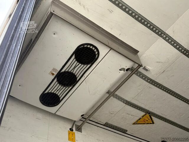 Kühl-/Tiefkühltransport Schmitz Cargobull Thermo King SLX , taillift LBW Disc Lift , 270 ...